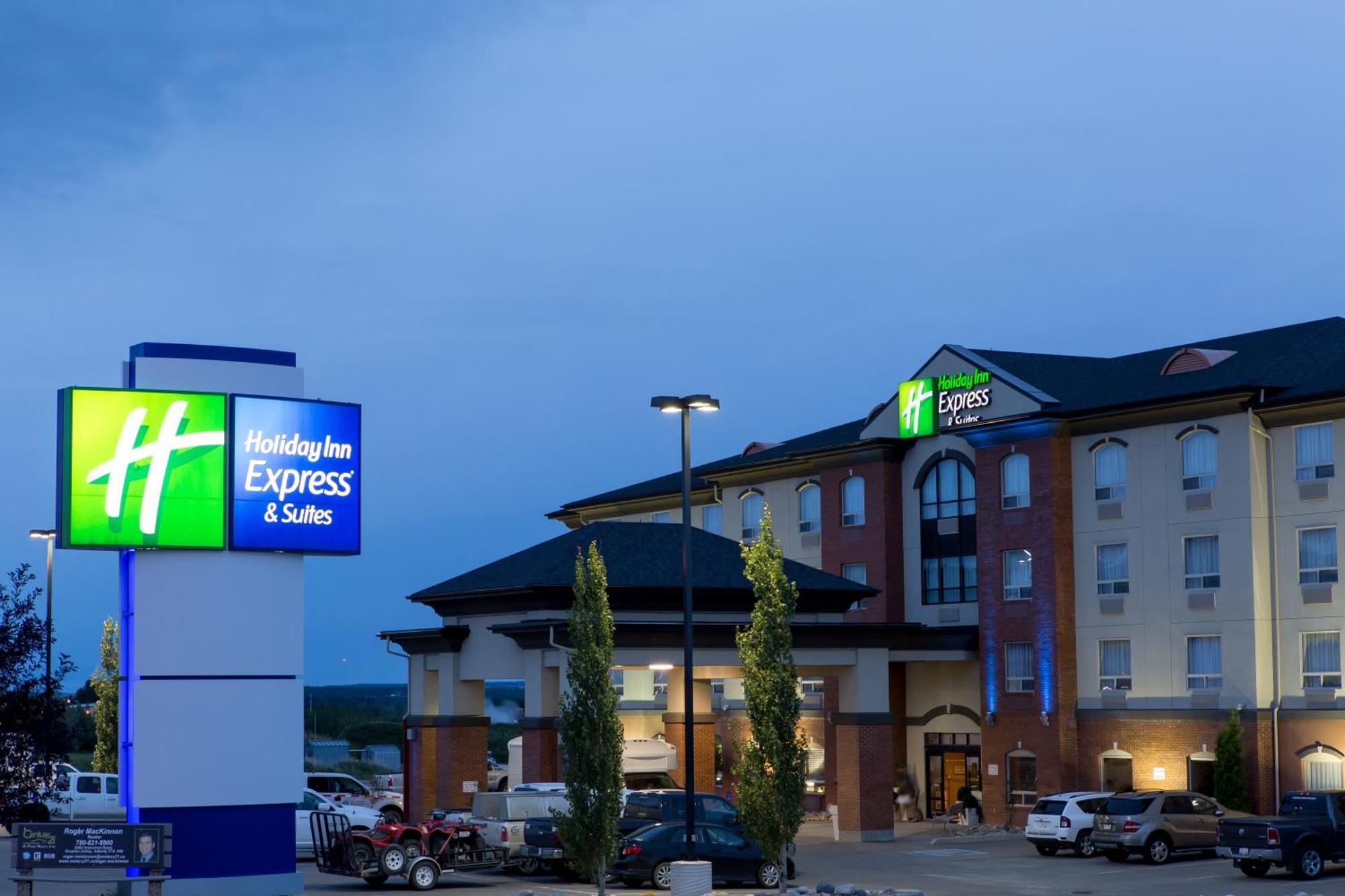 Holiday Inn Express & Suites Drayton Valley By Ihg Buitenkant foto