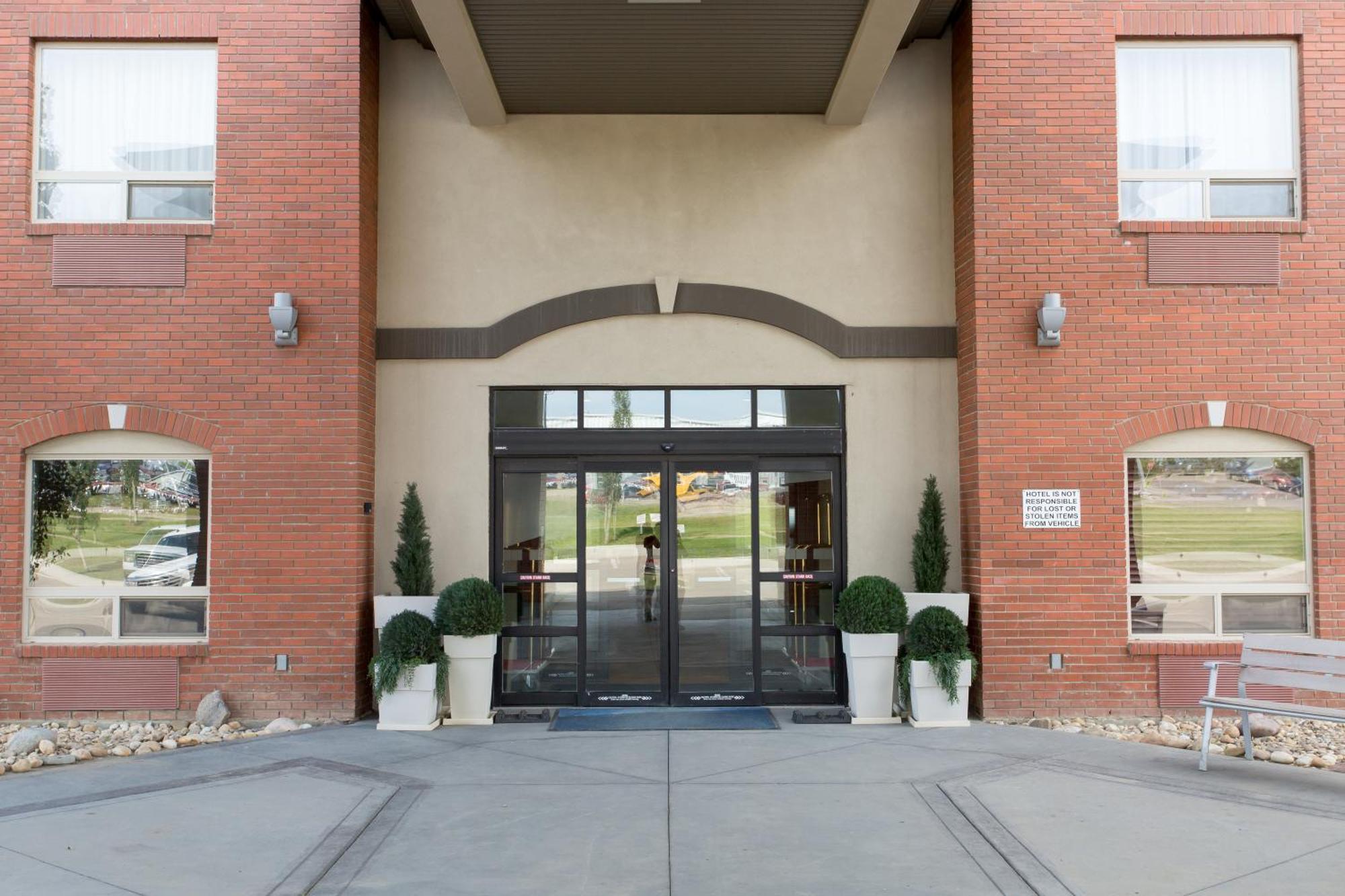 Holiday Inn Express & Suites Drayton Valley By Ihg Buitenkant foto
