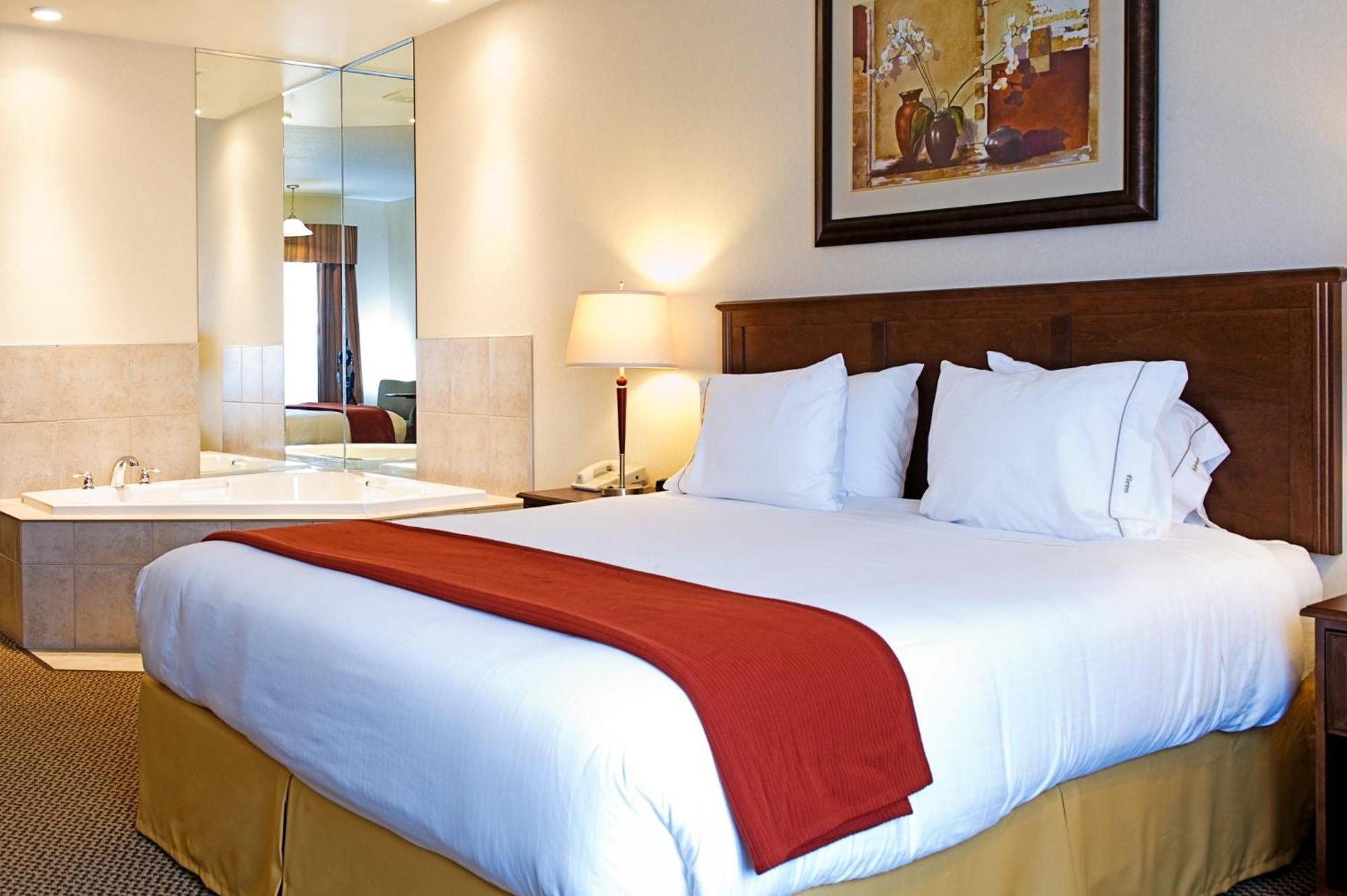 Holiday Inn Express & Suites Drayton Valley By Ihg Buitenkant foto
